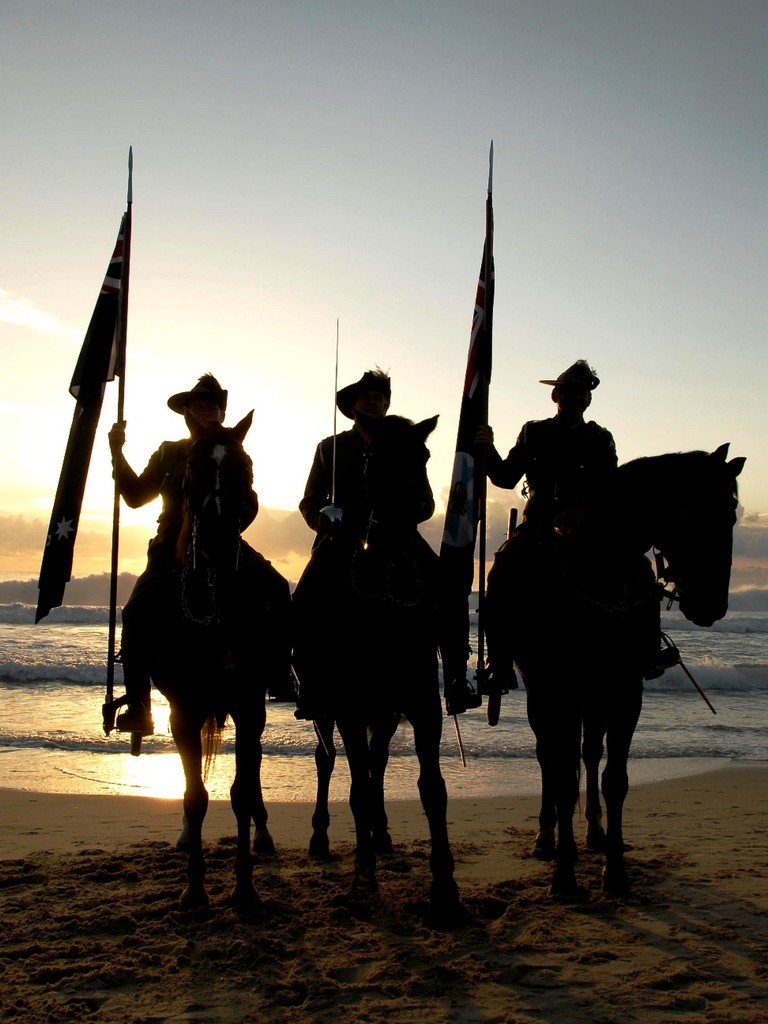 Dawn Service - Currumbin RSL - Mounted troopers ANZAC Day 2009